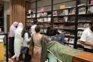 manpower agency for watch and mobile showrooms